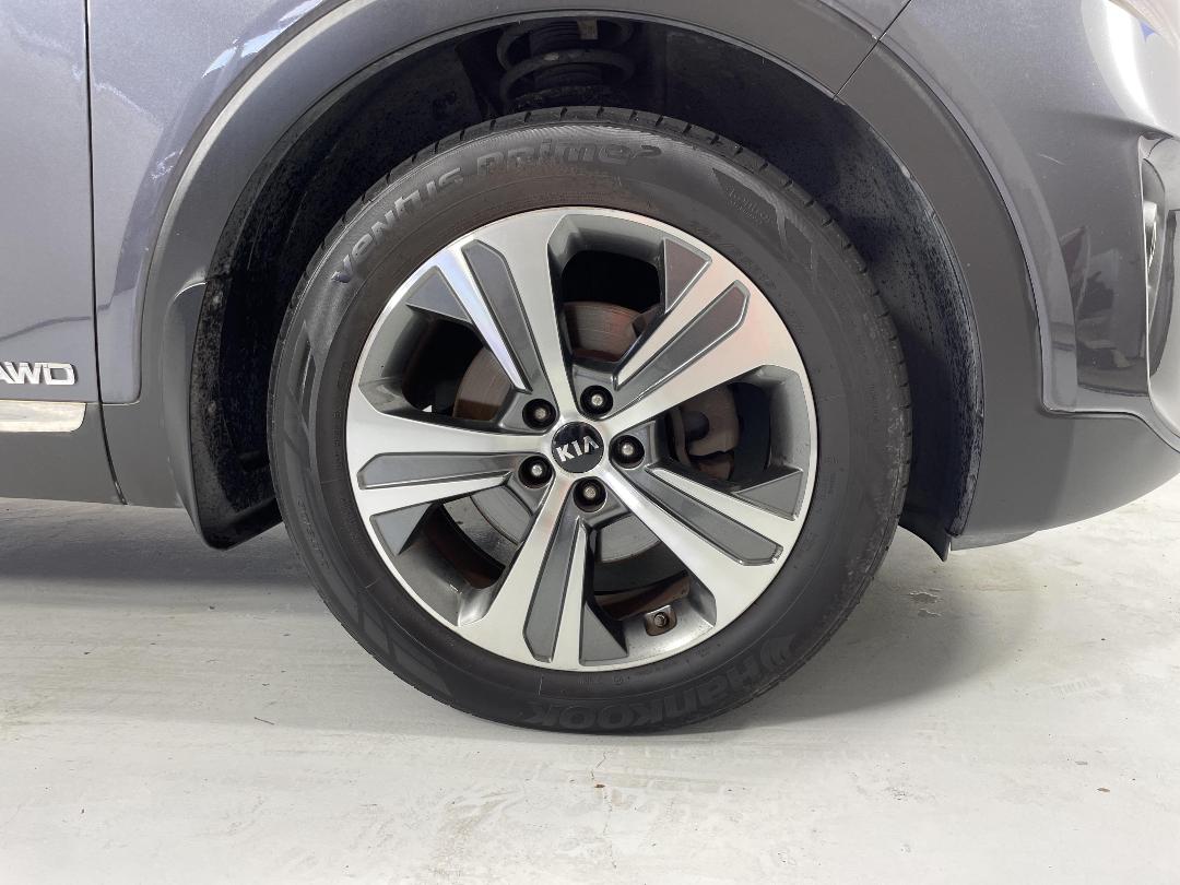 Photo '9' of KIA Sorento