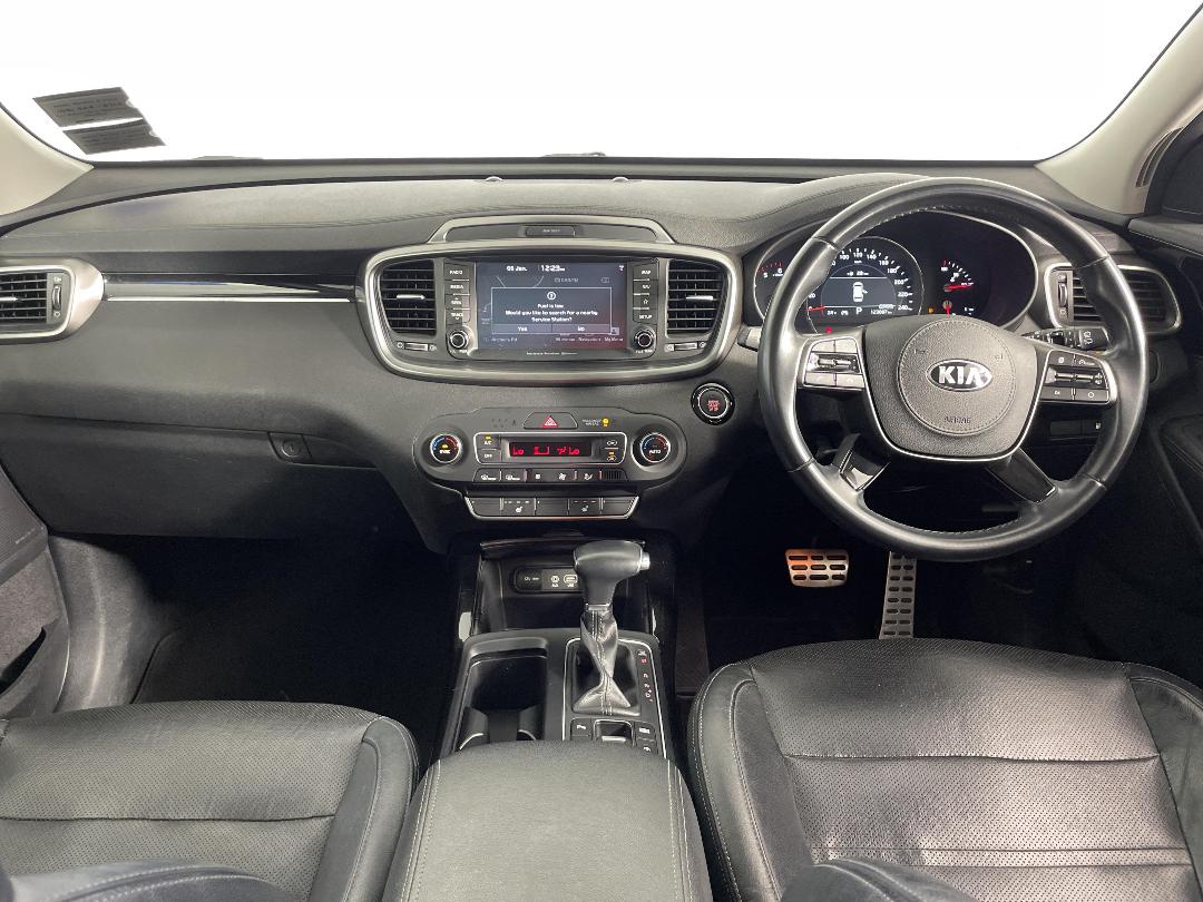 Photo '18' of KIA Sorento