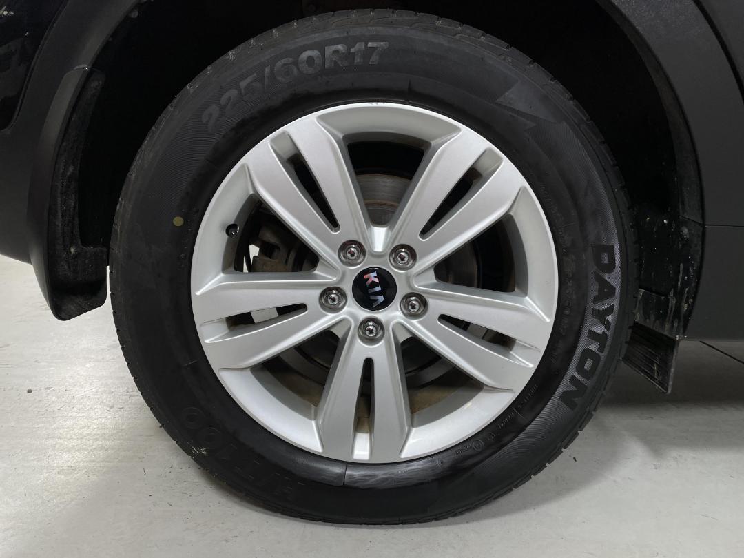 Photo '12' of KIA Sportage Photo '12' of KIA Sportage