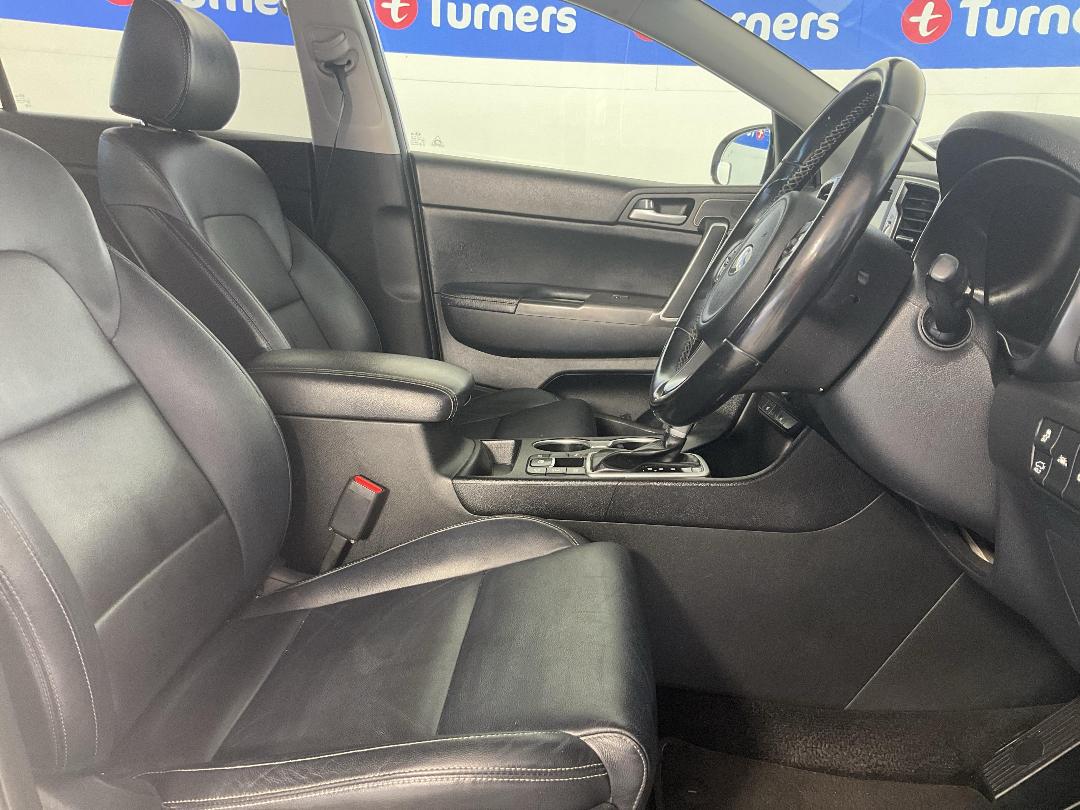 Photo '16' of KIA Sportage Photo '16' of KIA Sportage