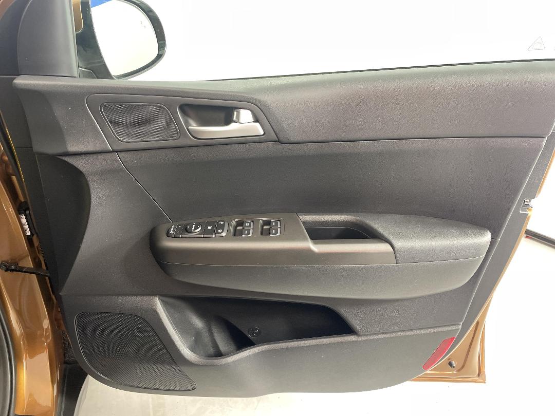 Photo '15' of KIA Sportage Photo '15' of KIA Sportage