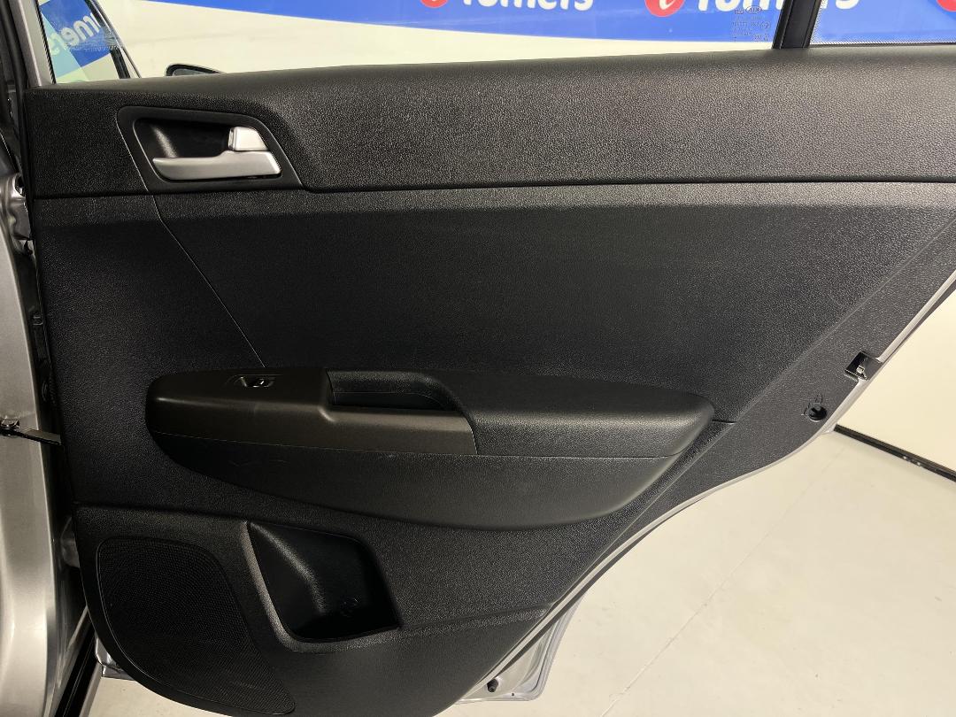 Photo '19' of KIA Sportage Photo '19' of KIA Sportage