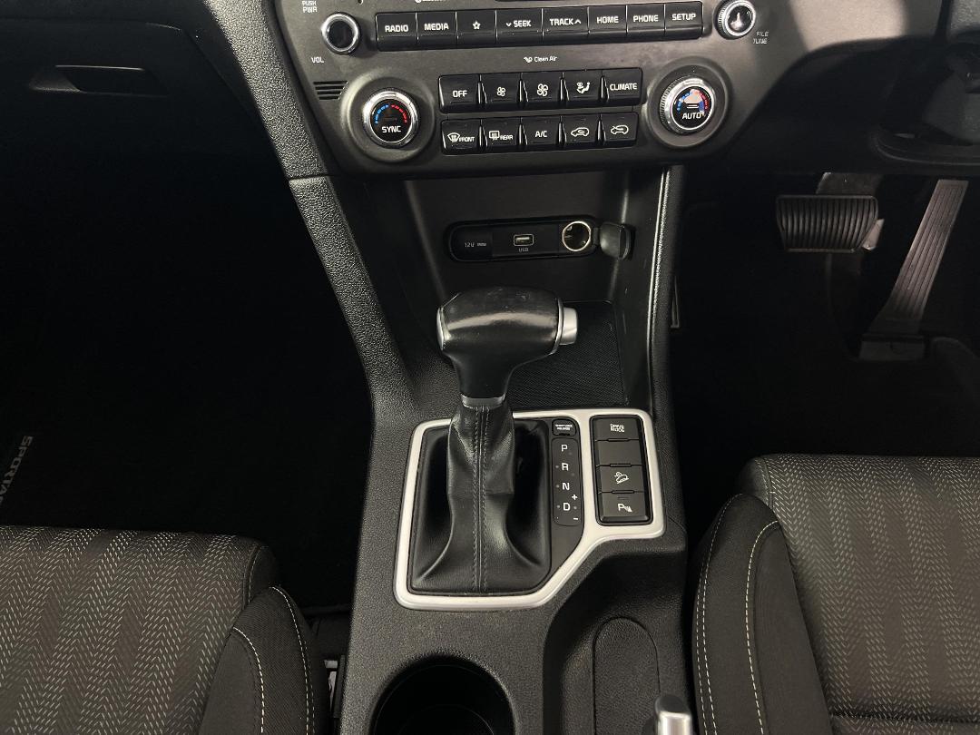 Photo '18' of KIA Sportage Photo '18' of KIA Sportage