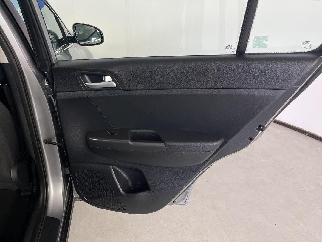 Photo '19' of KIA Sportage Photo '19' of KIA Sportage