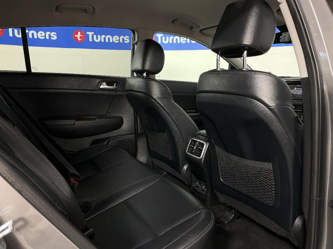 Photo '20' of KIA Sportage Photo '20' of KIA Sportage