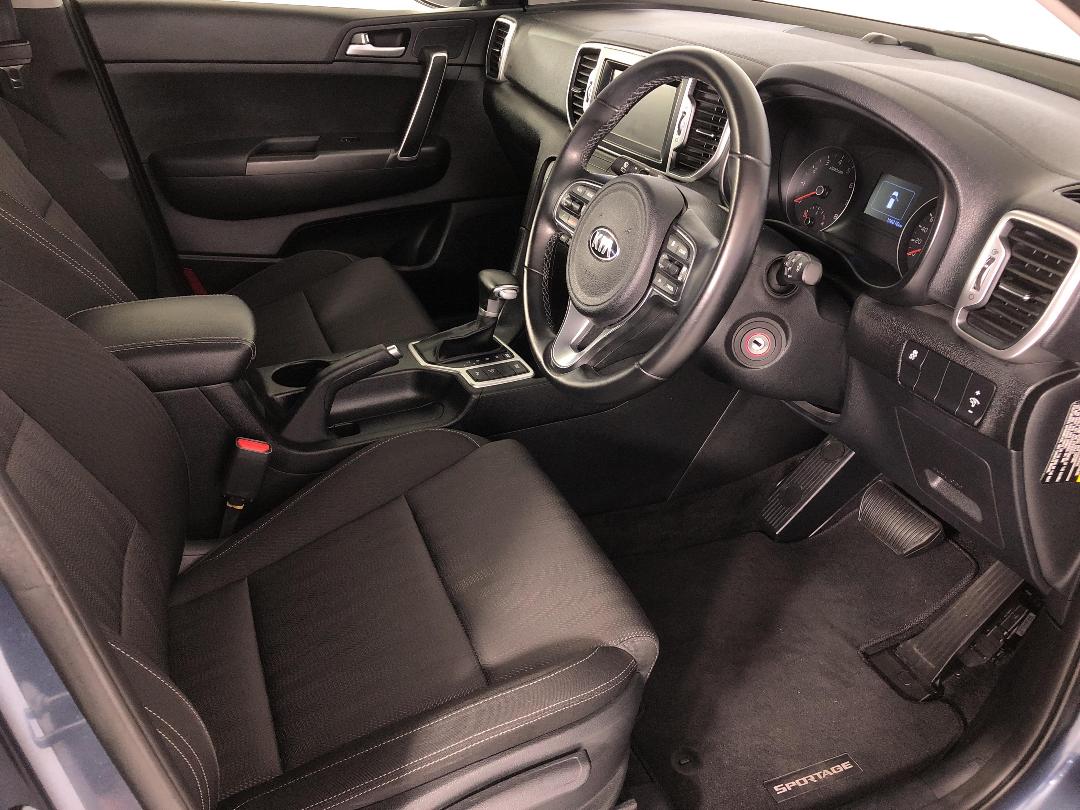 Photo '16' of KIA Sportage