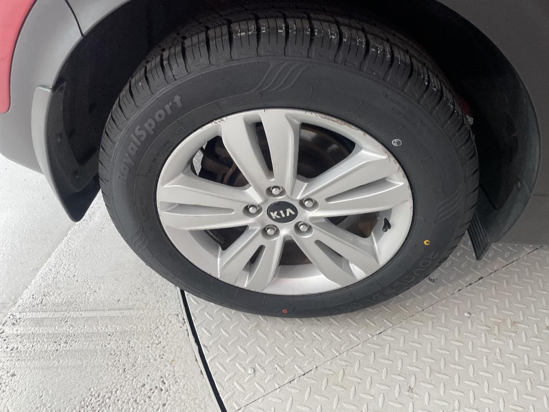 Photo '12' of KIA Sportage