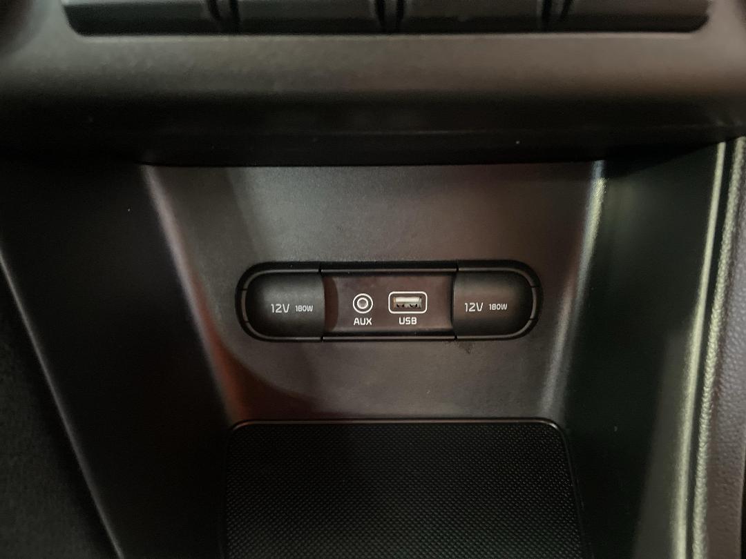 Photo '30' of KIA Sportage