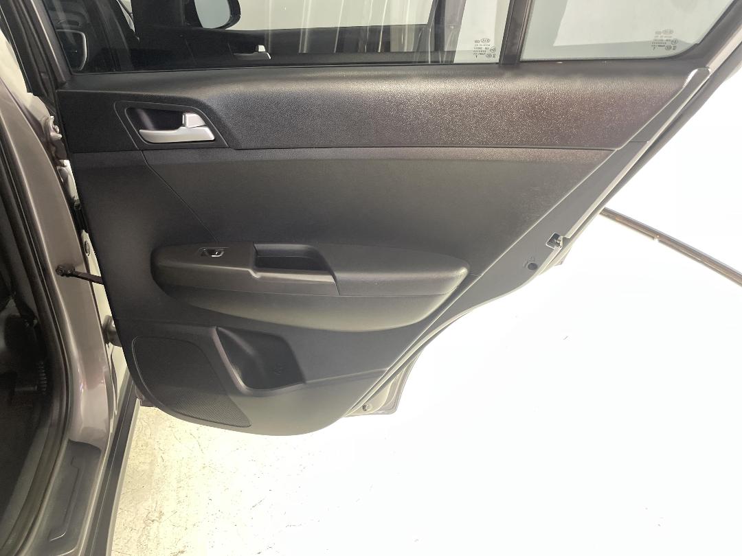 Photo '19' of KIA Sportage Photo '19' of KIA Sportage