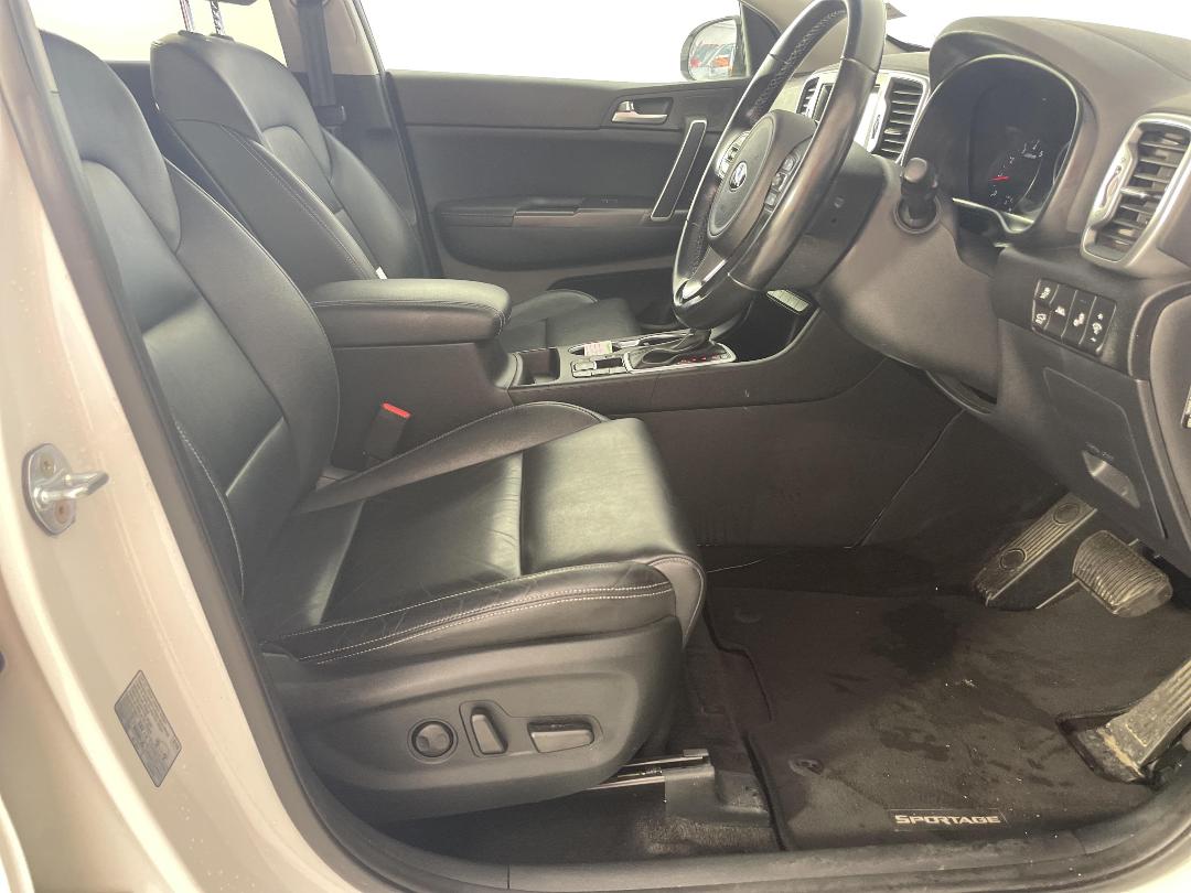 Photo '16' of KIA Sportage