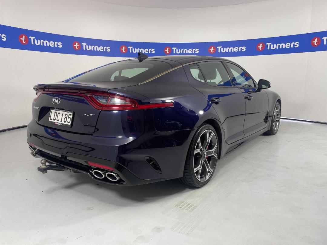 Photo '7' of KIA Stinger