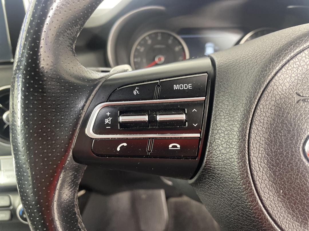 Photo '23' of KIA Stinger