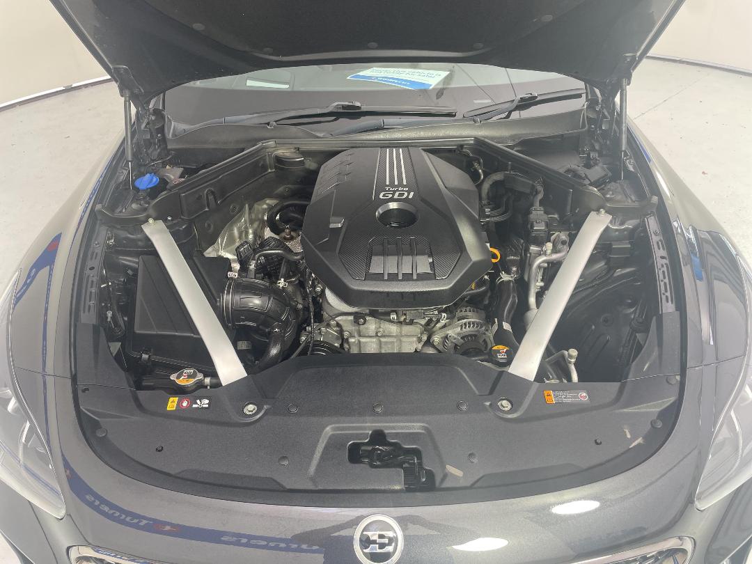 Photo '13' of KIA Stinger Photo '13' of KIA Stinger