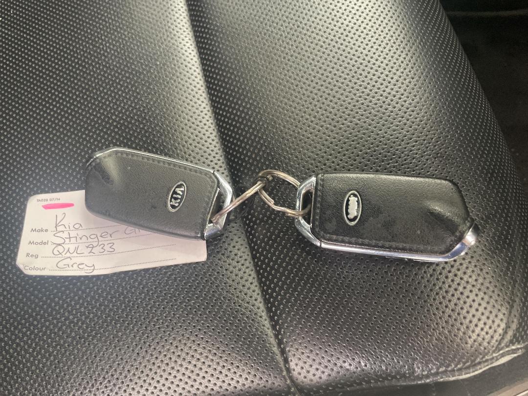 Photo '22' of KIA Stinger Photo '22' of KIA Stinger