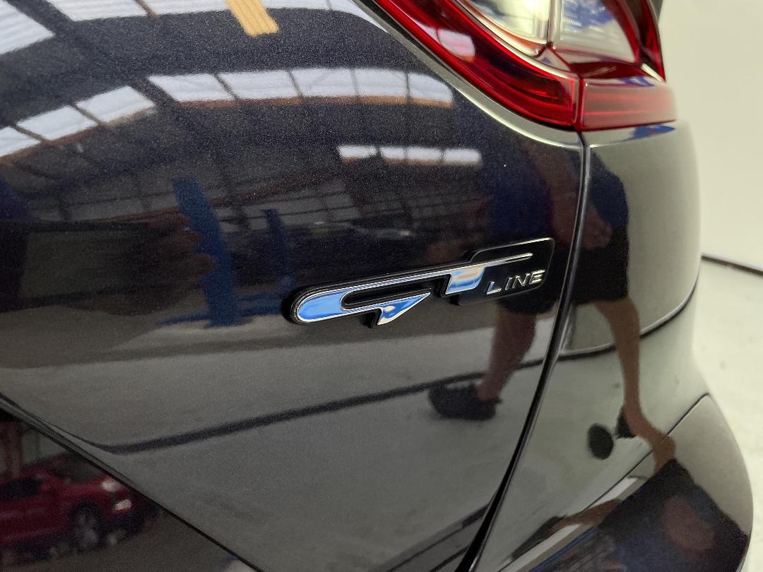 Photo '24' of KIA Stinger Photo '24' of KIA Stinger