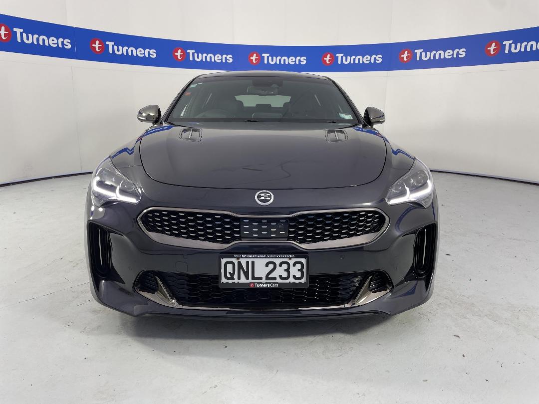 Photo '2' of KIA Stinger Photo '2' of KIA Stinger