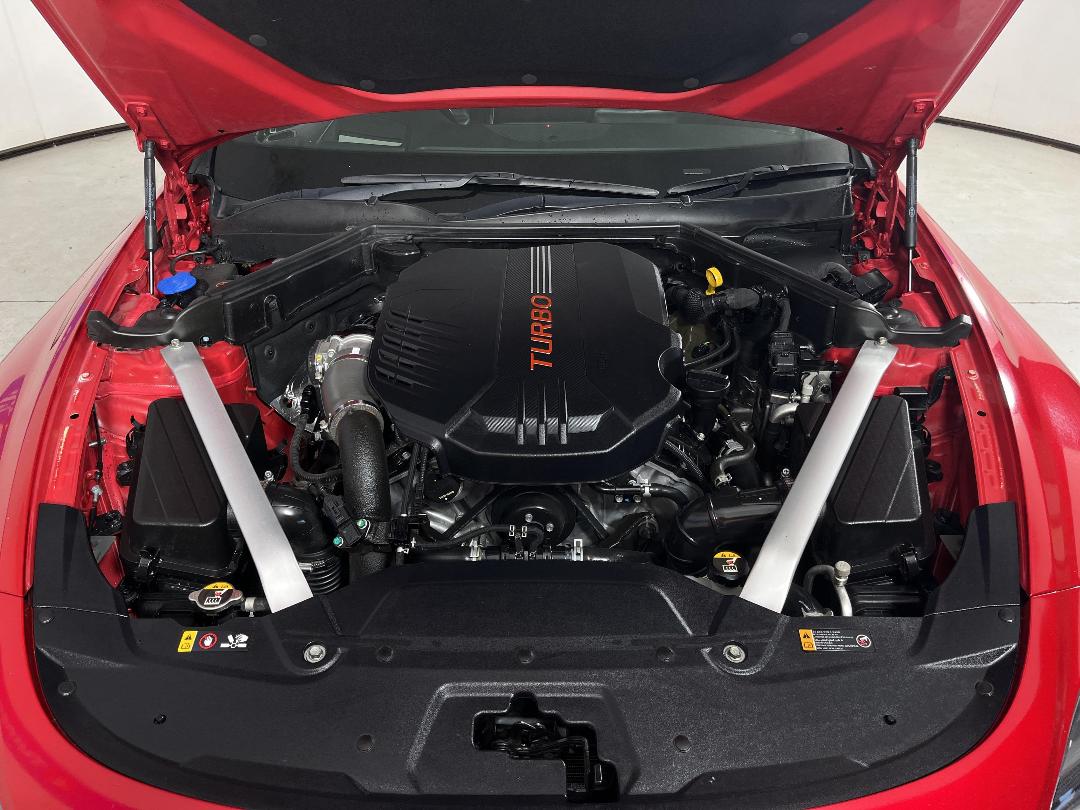 Photo '13' of KIA Stinger Photo '13' of KIA Stinger