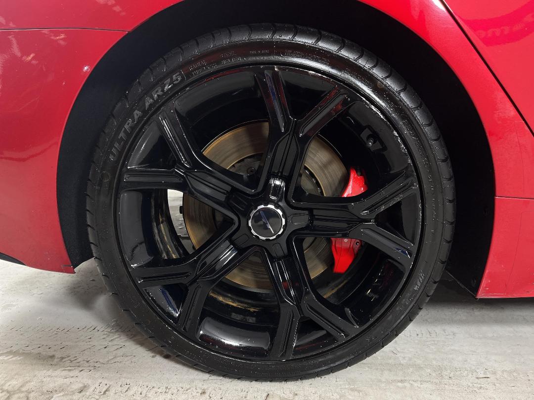 Photo '12' of KIA Stinger Photo '12' of KIA Stinger