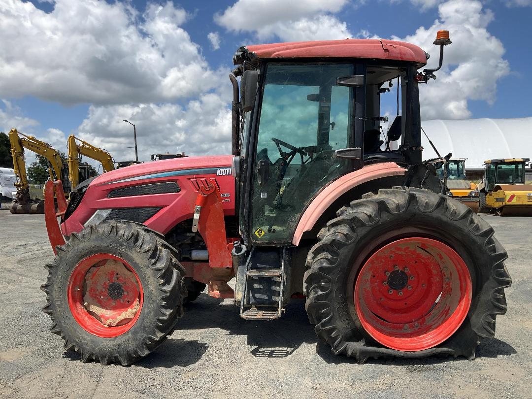 Photo '7' of Kioti PX1052 Tractor