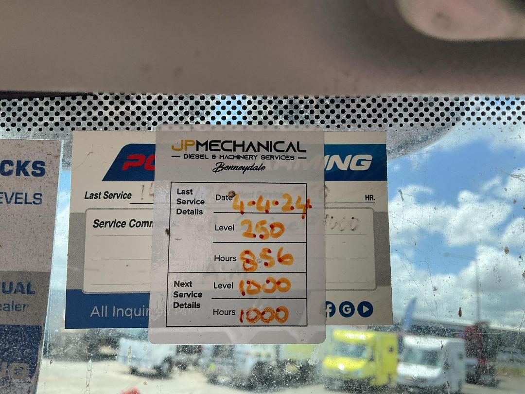 Photo '17' of Kioti PX1052 Tractor