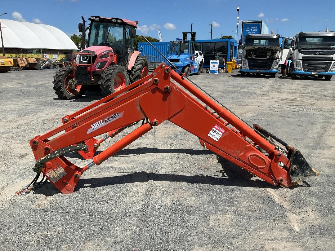 Photo '32' of Kioti PX1052 Tractor