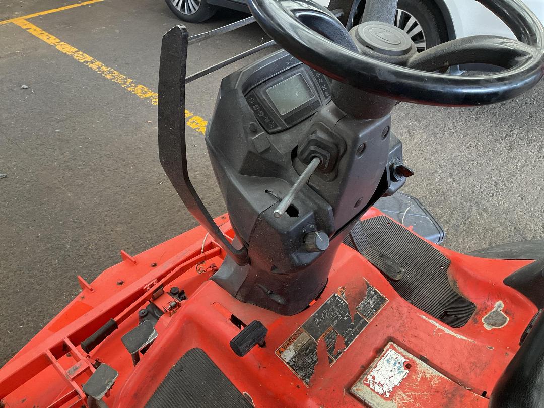 Photo '12' of Kubota F3690 Mower