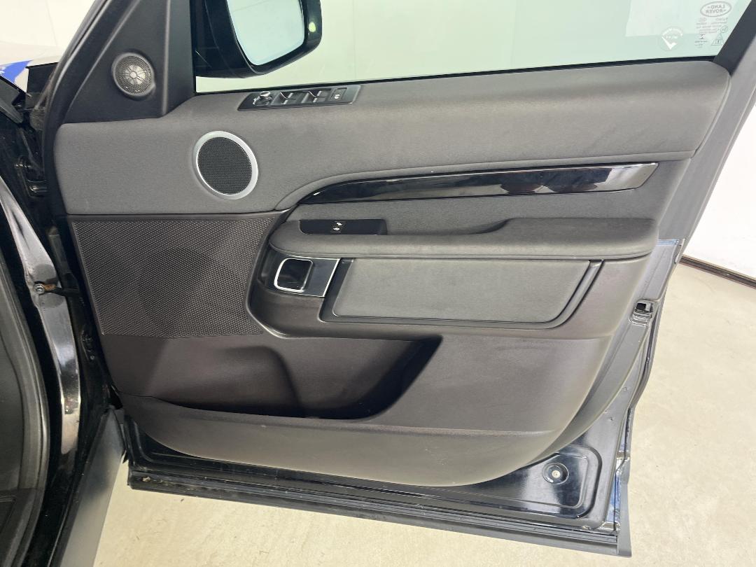 Photo '15' of Land Rover Discovery