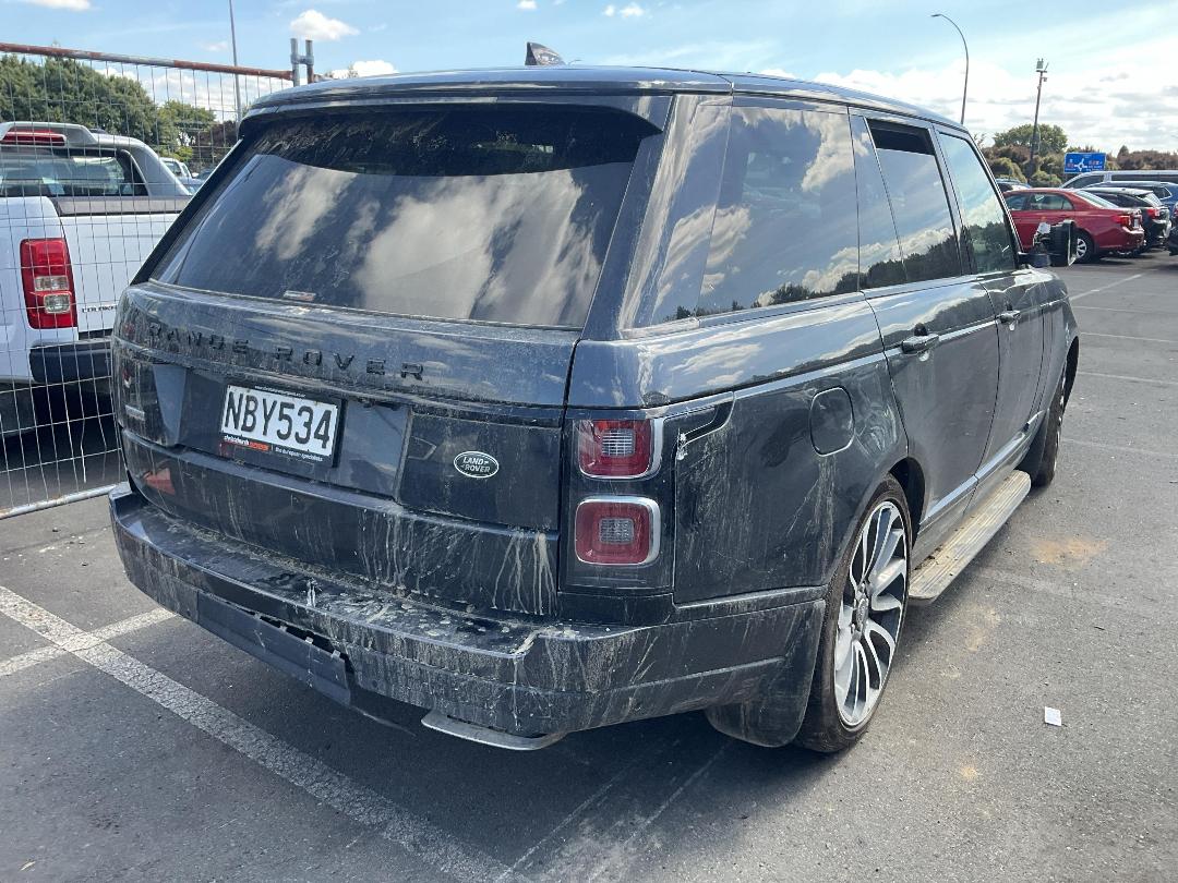 Photo '5' of Land Rover Range Rover SDV8 Vogue