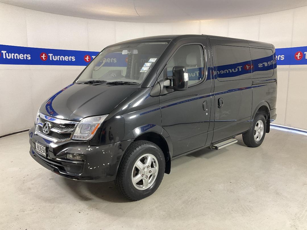 Photo '3' of LDV V80 11 Seat AMT