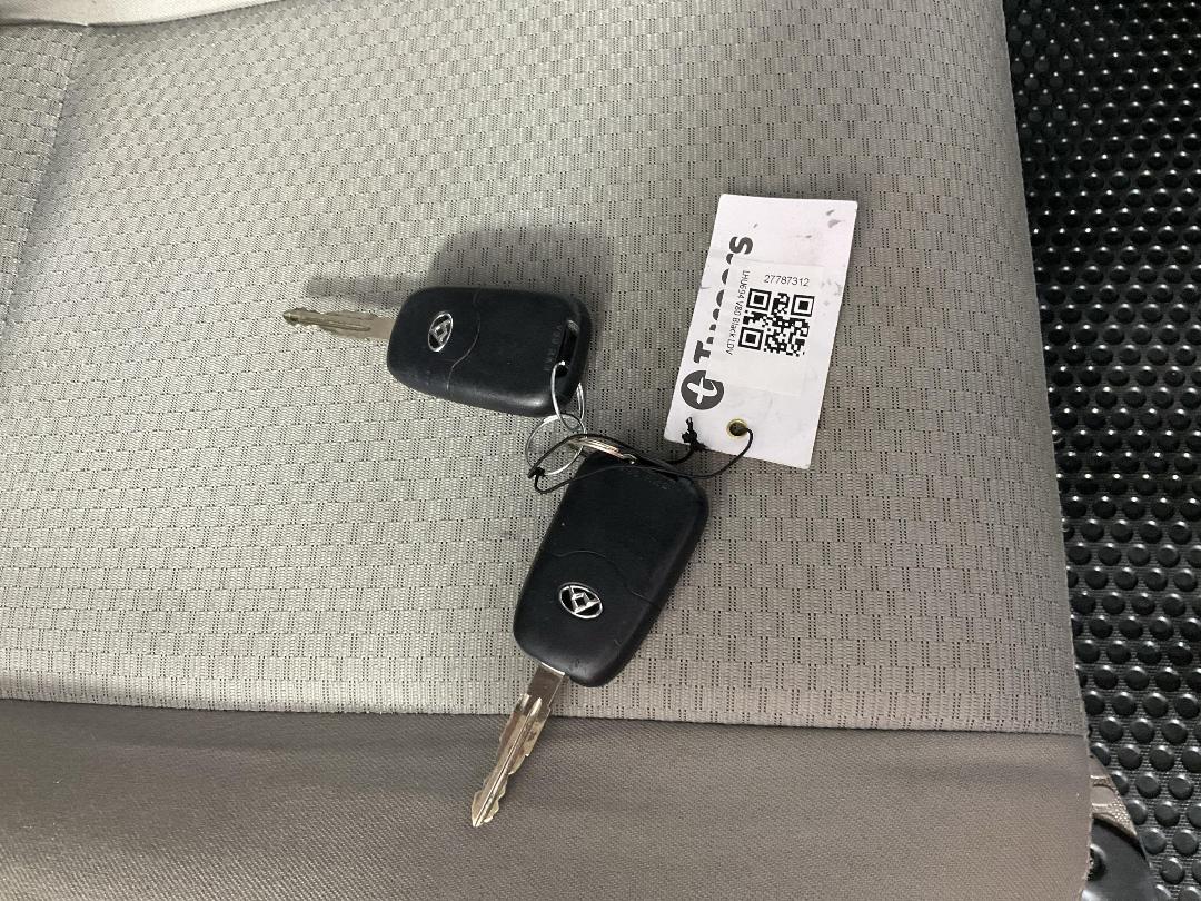 Photo '19' of LDV V80 11 Seat AMT