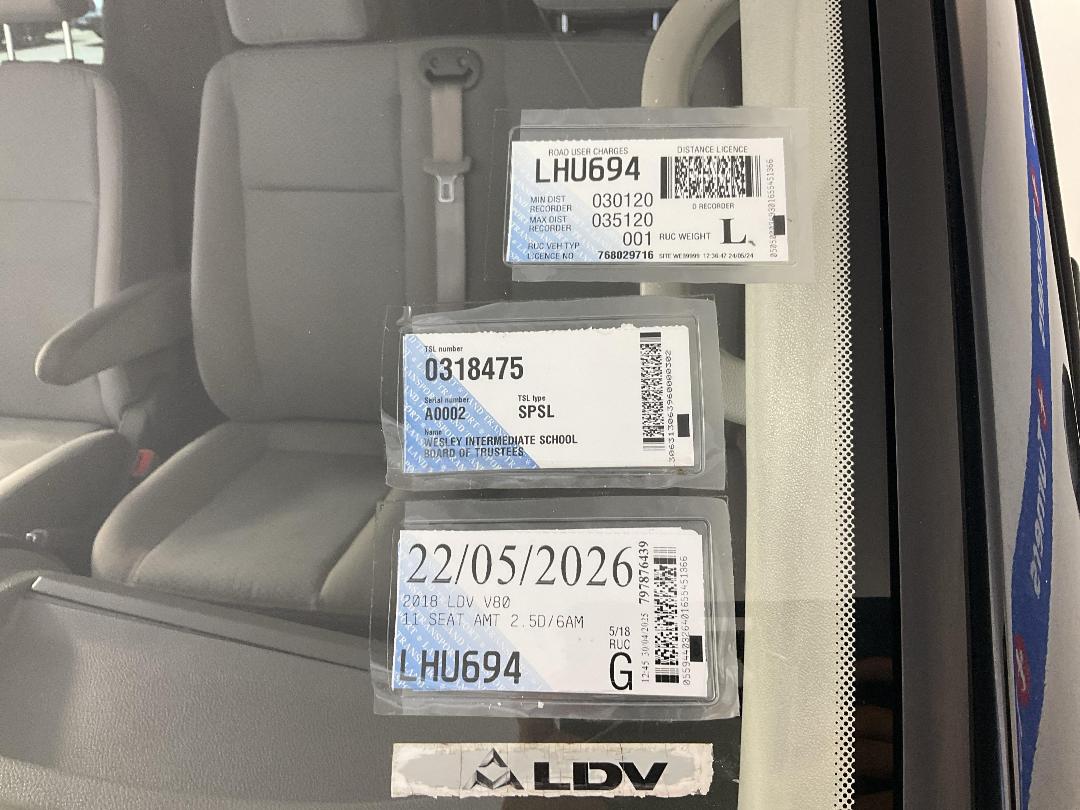 Photo '23' of LDV V80 11 Seat AMT