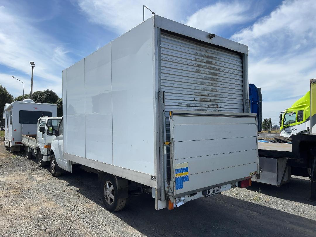 Photo '5' of LDV V80 CAB CHS AMT 2.5D/6AM Box Body