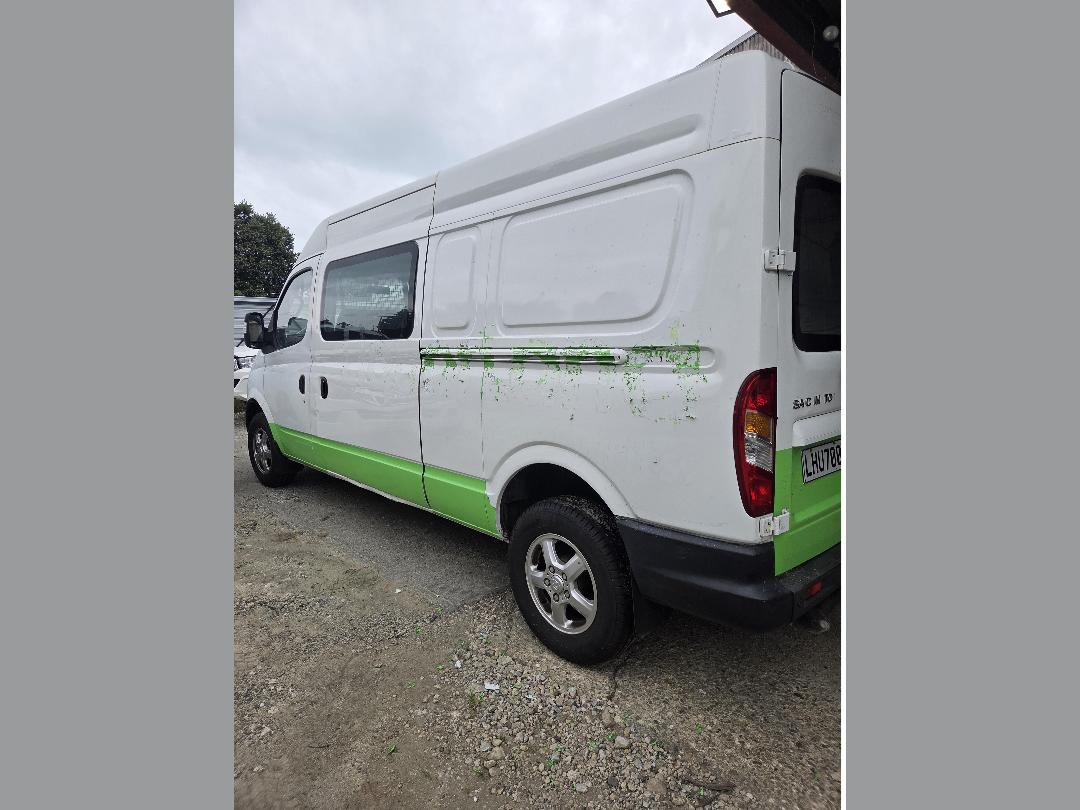 Photo '4' of LDV V80 Bigger MAN Photo '4' of LDV V80 Bigger MAN