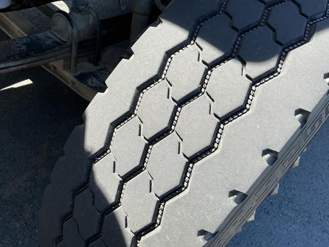 Photo '30' of Mack TRIDENT Logger