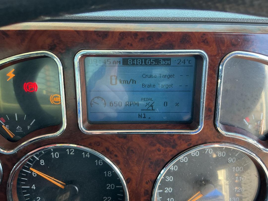 Photo '14' of Mack TRIDENT Logger