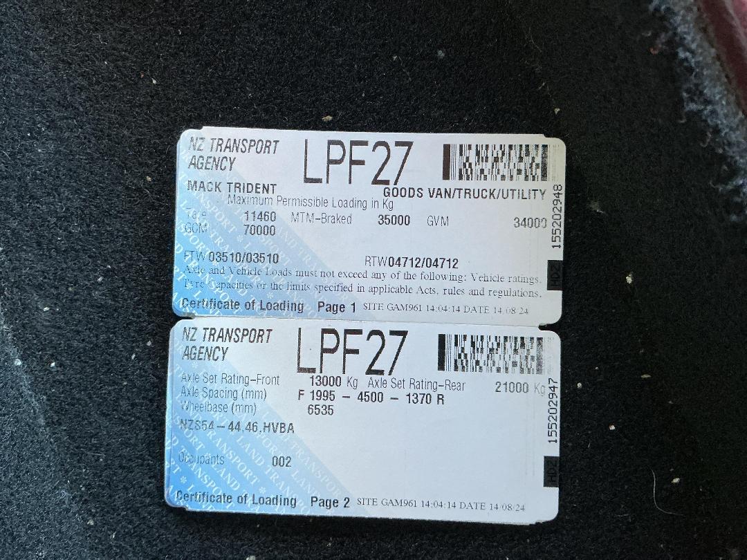 Photo '20' of Mack TRIDENT Logger