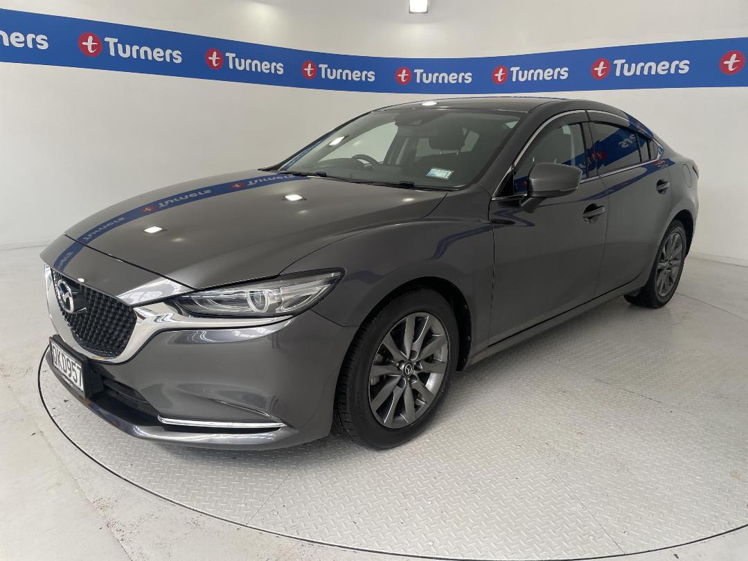 Photo '4' of Mazda Atenza