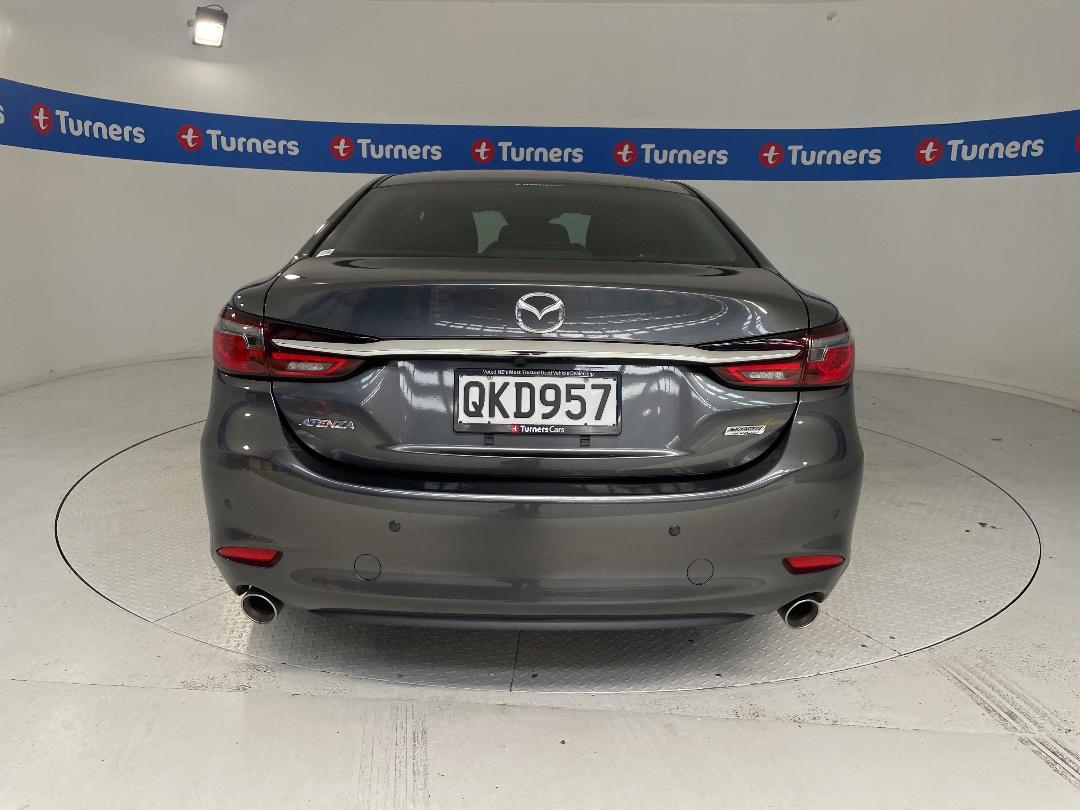 Photo '6' of Mazda Atenza