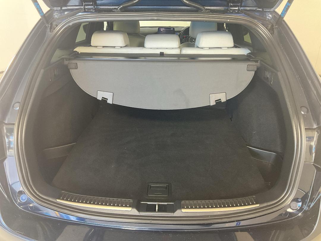 Photo '14' of Mazda Atenza