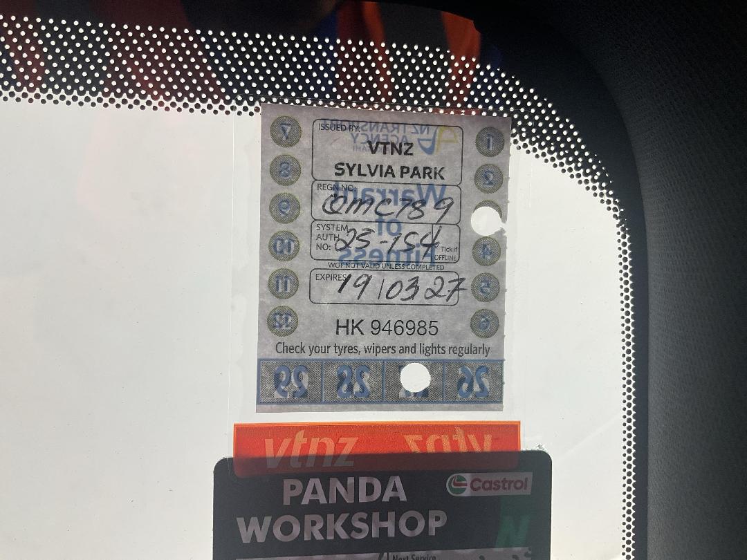 Photo '24' of Mazda Atenza