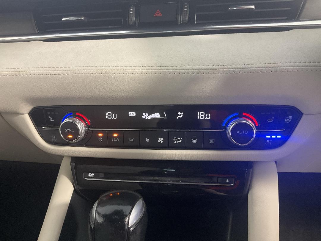 Photo '31' of Mazda Atenza