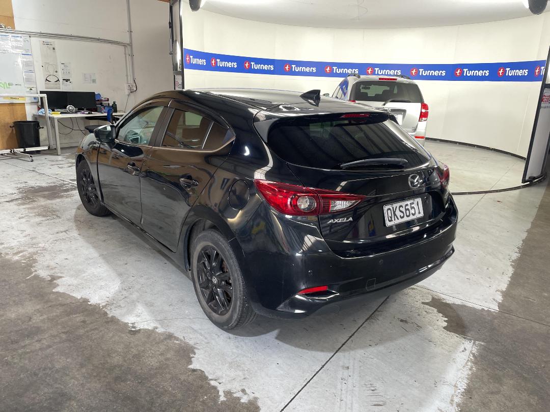 Photo '4' of Mazda Axela Photo '4' of Mazda Axela