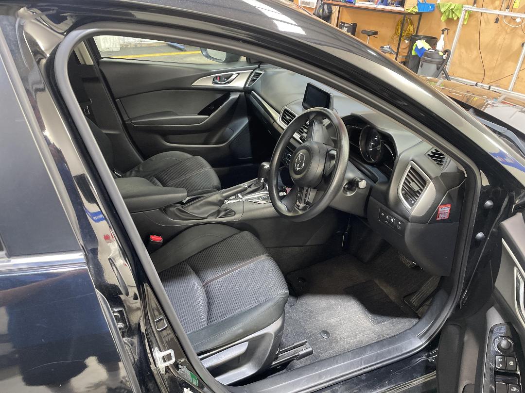 Photo '7' of Mazda Axela Photo '7' of Mazda Axela