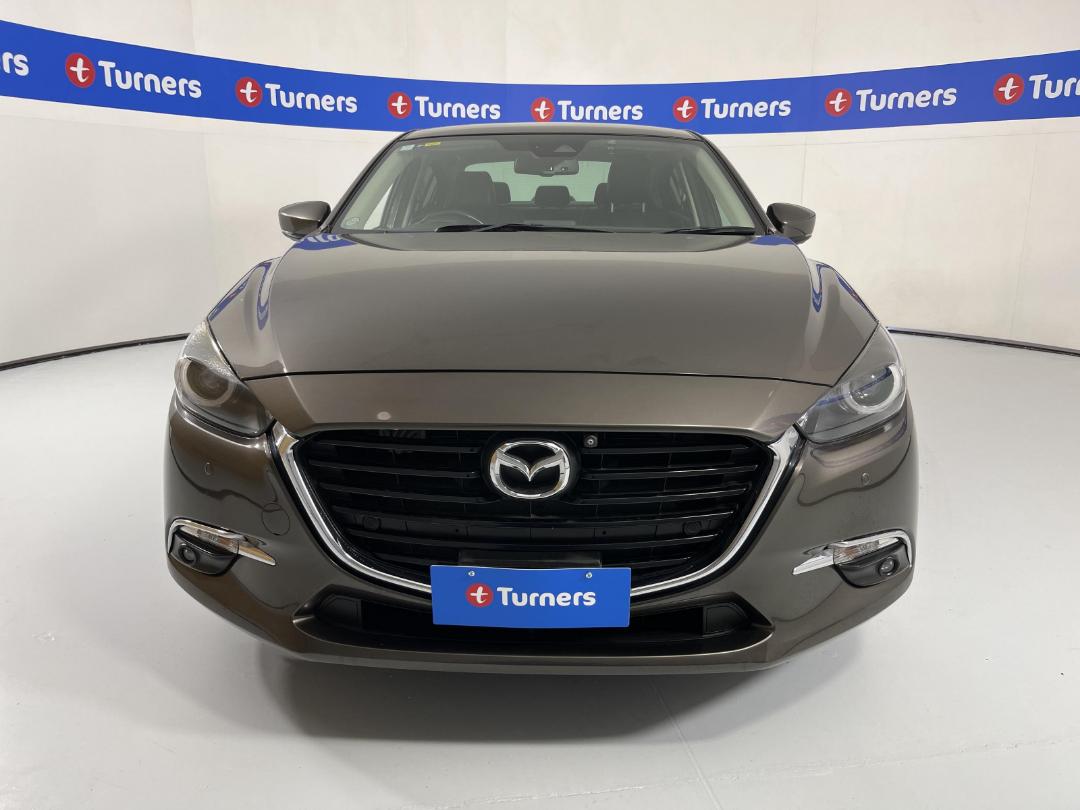 Photo '2' of Mazda Axela