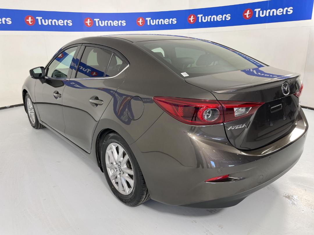 Photo '5' of Mazda Axela