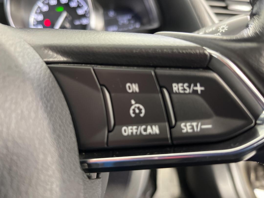 Photo '25' of Mazda Axela