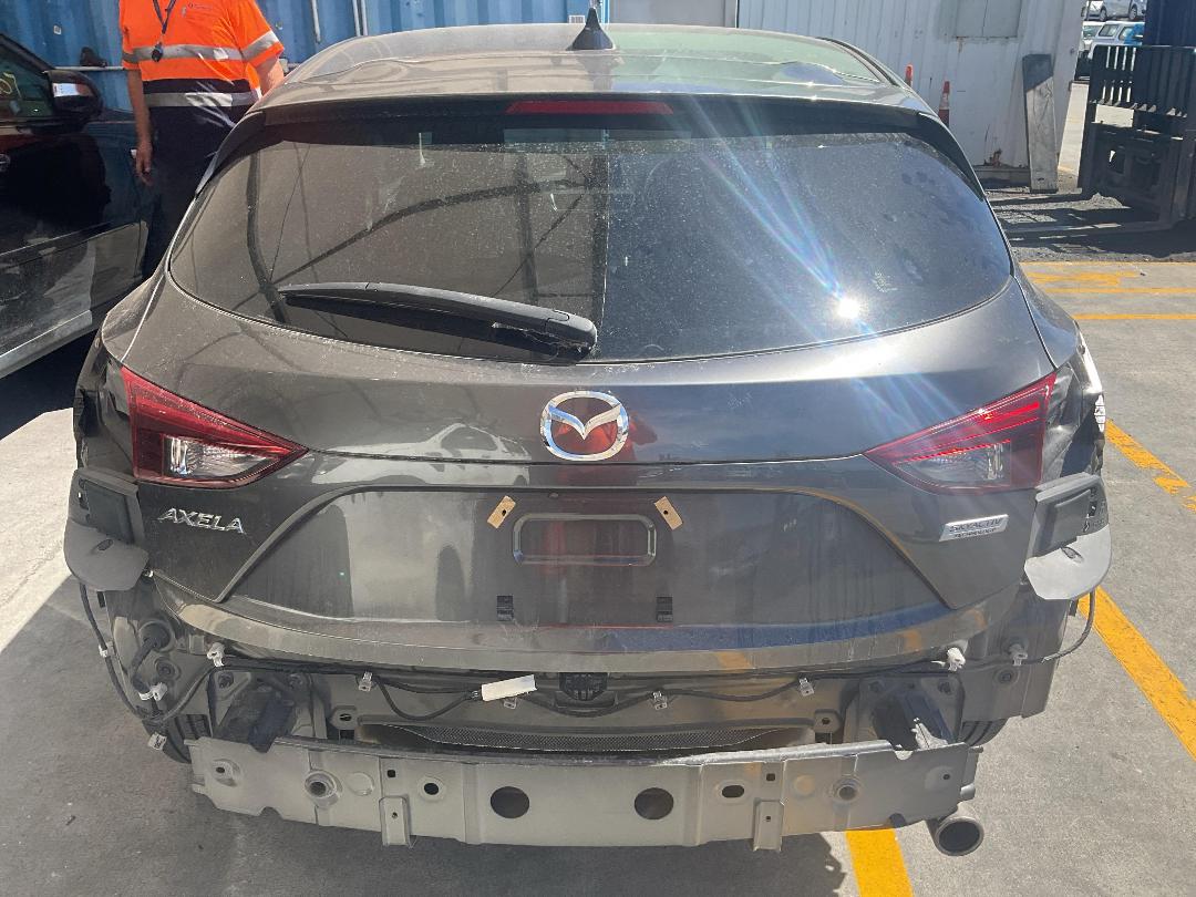 Photo '5' of Mazda Axela