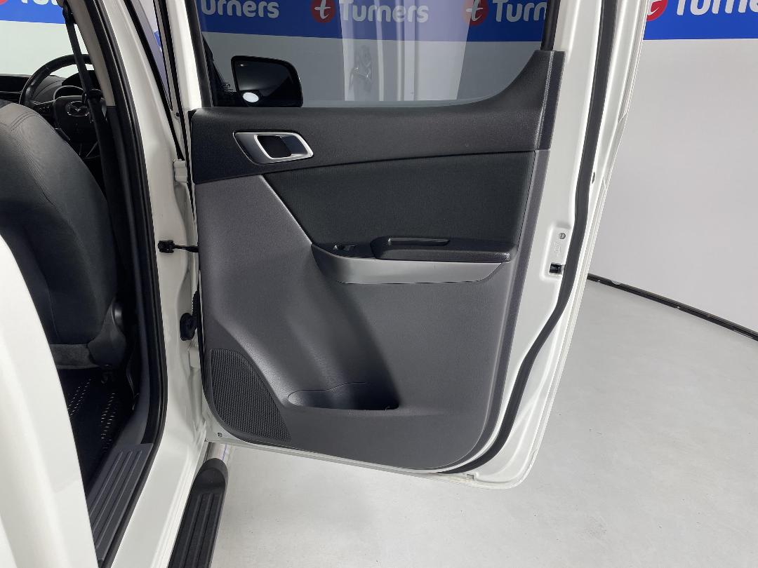 Photo '19' of Mazda Bt-50 Photo '19' of Mazda Bt-50