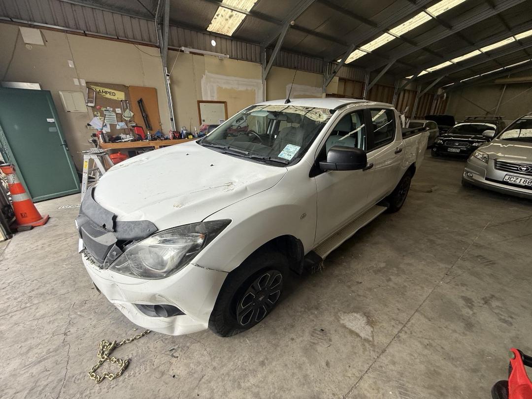 Photo '2' of Mazda Bt-50 GLX D/C W/S