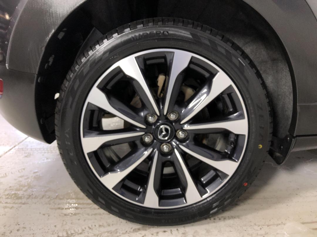 Photo '12' of Mazda CX-3